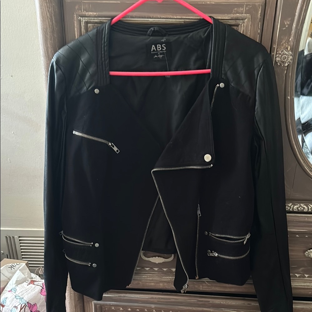 Women's Black Jacket